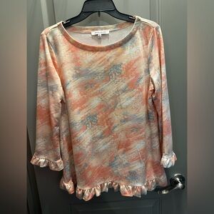 Rose & Olive Size M Ruffled Knit Tunic EUC